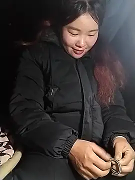 lylylove online show from 02-01-26, 01:15