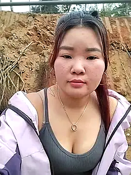 lylylove online show from 02-24-26, 12:55