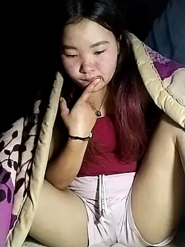 lylylove online show from 03-02-26, 05:19