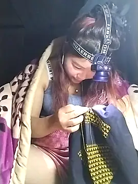 lylylove online show from 02-04-26, 12:44