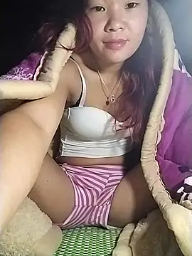 lylylove online show from 11-17-25, 11:31