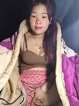 lylylove online show from 11-29-25, 08:42