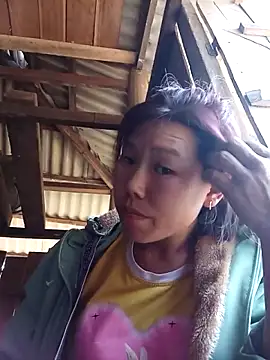 Ngocmi909 online show from 02-16-26, 08:46