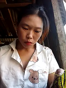 Ngocmi909 online show from 10-10-25, 12:44