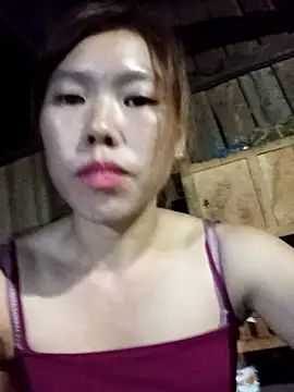 Ngocmi909 online show from 10-22-25, 11:42