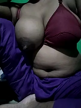 Maya-22 online show from 09-26-25, 03:41