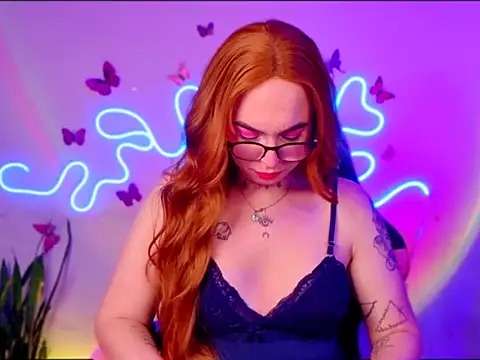 Snapshot of VIckSexyDoll chatting on 10-09-25, 01:17 VIckSexyDoll online show from 10-09-25, 01:17