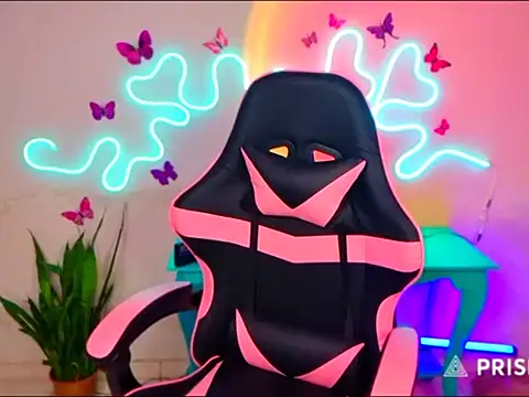 Snapshot of VIckSexyDoll chatting on 09-24-25, 06:58 VIckSexyDoll online show from 09-24-25, 06:58