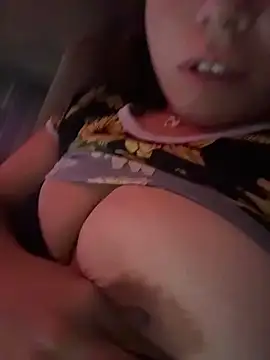 Snapshot of Sassy_Doll420 chatting on 11-09-25, 05:00 Sassy Doll420 online show from 11-09-25, 05:00