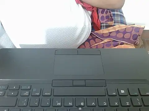 Snapshot of Vaani_Singha chatting on 10-17-25, 03:03 Vaani Singha online show from 10-17-25, 03:03