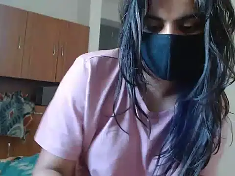 Snapshot of Vaani_Singha chatting on 10-12-25, 03:41 Vaani Singha online show from 10-12-25, 03:41