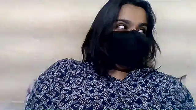 Vaani Singha online show from 06-04-26, 02:44