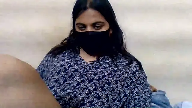 Vaani Singha online show from 06-16-26, 04:18