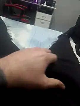 Snapshot of durellosbrodolone chatting on 02-21-26, 06:10 durellosbrodolone online show from 02-21-26, 06:10