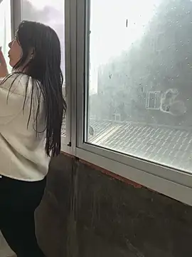 xiiuuff18 online show from 11-08-25, 01:20