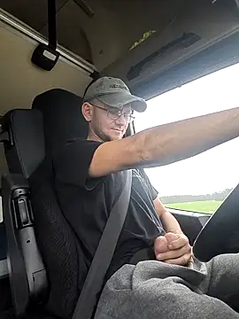 RoadDaddyXL online show from 10-16-25, 12:24