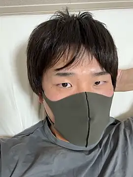 Snapshot of 184cm chatting on 05-31-26, 09:15 184cm online show from 05-31-26, 09:15