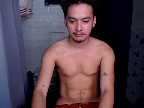 Snapshot of Tempting_jon chatting on 07-12-26, 05:08 Tempting jon online show from 07-12-26, 05:08