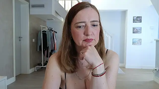 Snapshot of Blue_Angel_Sweet chatting on 05-25-26, 04:01 Blue Angel Sweet online show from 05-25-26, 04:01