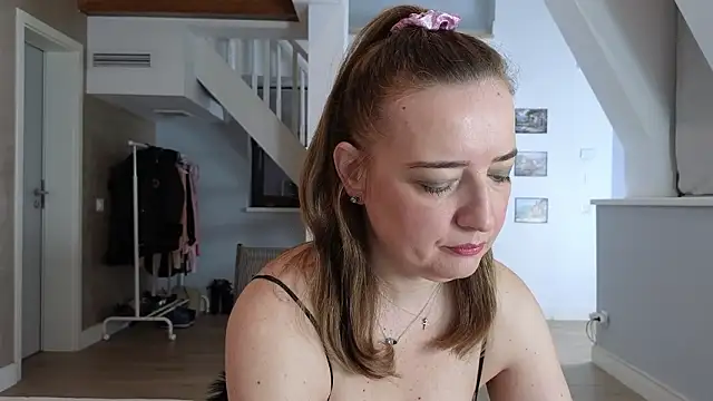 Snapshot of Blue_Angel_Sweet chatting on 02-24-26, 04:24 Blue Angel Sweet online show from 02-24-26, 04:24