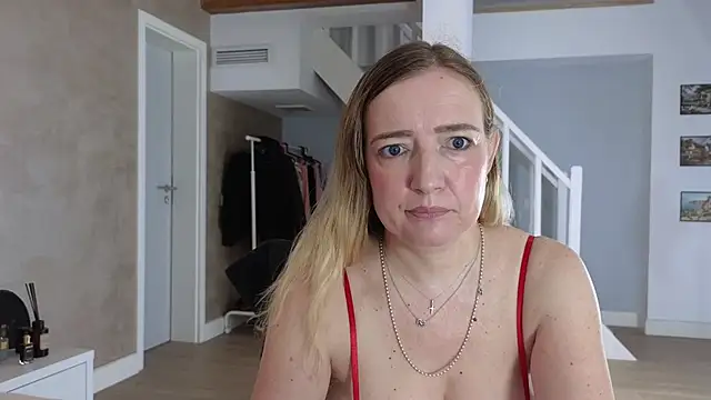 Blue Angel Sweet online show from 10-08-25, 04:14