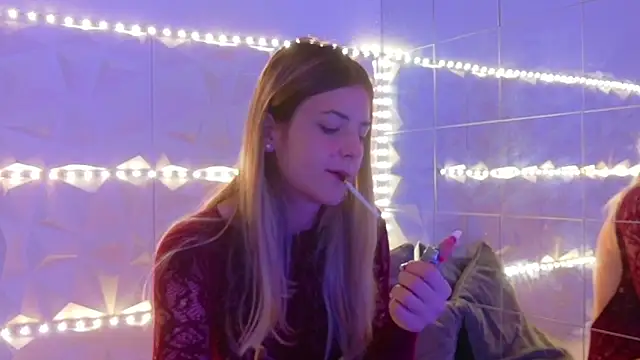 Aishha  online show from 11-04-25, 06:06