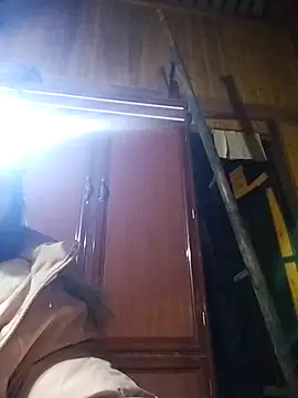 miss-su online show from 11-28-25, 12:49