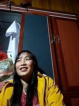 miss-su online show from 11-12-25, 01:15