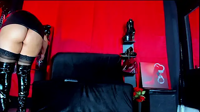 ArtemisaStone online show from 12-18-25, 07:07