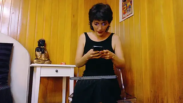 Zafiro Gem  online show from 10-28-25, 07:13