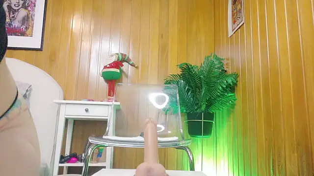 Zafiro Gem  online show from 12-18-25, 06:34