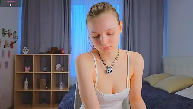 Snapshot of MandaReh chatting on 01-16-26, 04:16 MandaReh online show from 01-16-26, 04:16