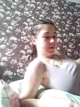 Snapshot of ToryTayler chatting on 07-13-26, 07:40 ToryTayler online show from 07-13-26, 07:40