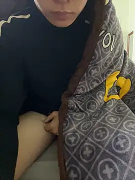 anhduc2k555 online show from 11-18-25, 08:06