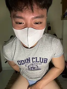 anhduc2k555 online show from 03-12-26, 02:10