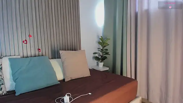 HelenaCole- online show from 02-14-26, 01:33