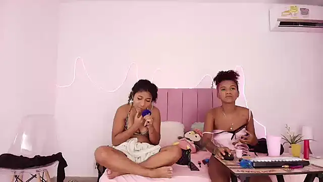 Valerin salazar online show from 11-02-25, 08:47