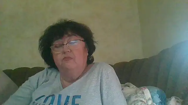 MilaSky5303 online show from 12-04-25, 01:10