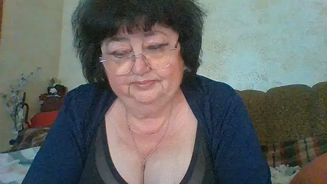 Snapshot of MilaSky5303 chatting on 06-02-26, 12:05 MilaSky5303 online show from 06-02-26, 12:05