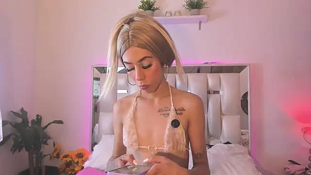 Darlyn tenderhot   online show from 03-20-26, 08:54