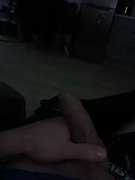 studdd716 online show from 12-17-25, 04:01