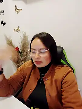 Daliz Leon online show from 10-01-25, 01:33