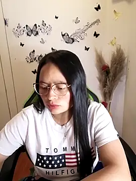 Daliz Leon online show from 10-05-25, 02:24