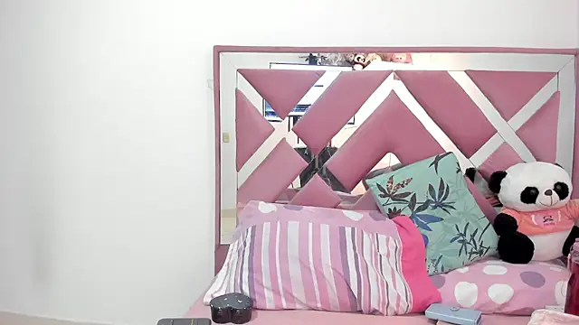 bellalumi online show from 02-07-26, 04:31