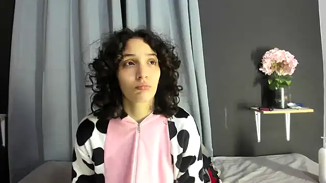 TeensNews18 online show from 12-04-25, 11:53