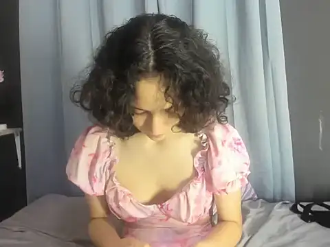 TeensNews18 online show from 11-29-25, 11:32