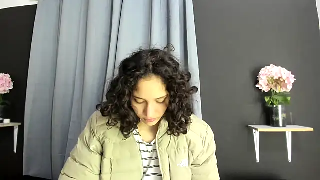 TeensNews18 online show from 11-12-25, 11:25