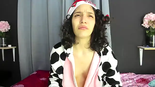 TeensNews18 online show from 12-18-25, 11:36