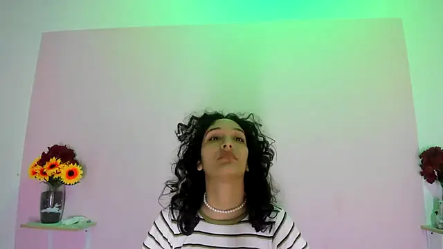 TeensNews18 online show from 10-28-25, 11:20