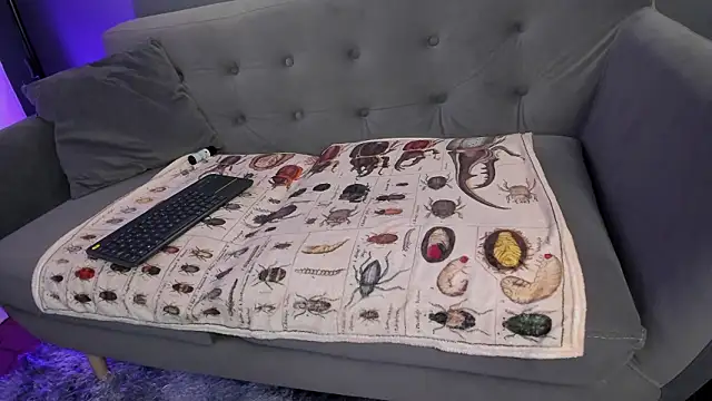 flower smith  online show from 03-01-26, 02:06